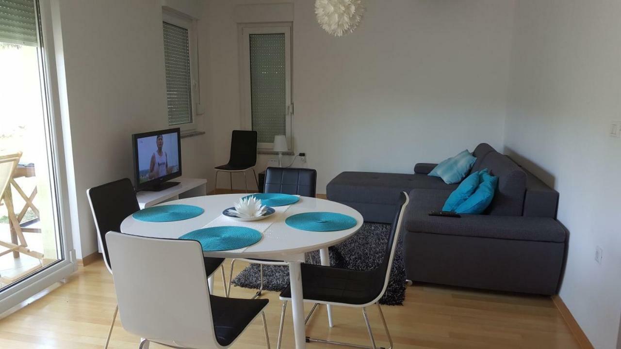 Apartment Koin Krk Town Bagian luar foto